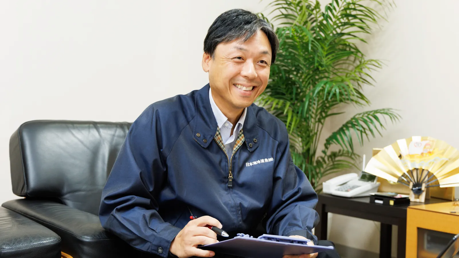 地元で食品関係の仕事を<br />
したくて入社しました